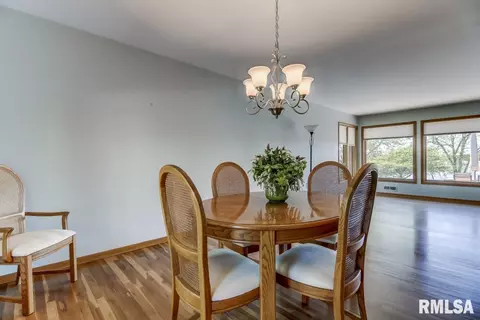 19 Fairview Ln, Springfield, IL 62711 photo 21
