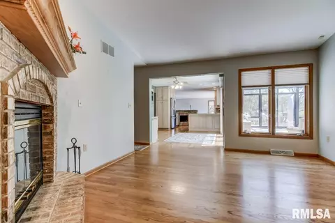 19 Fairview Ln, Springfield, IL 62711 photo 31