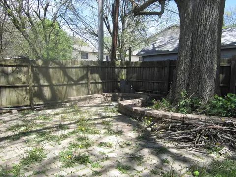 1117 W Edwards St, Springfield, IL 62704 photo 15
