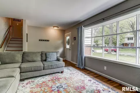2616 Arlington Dr, Springfield, IL 62704 photo 4