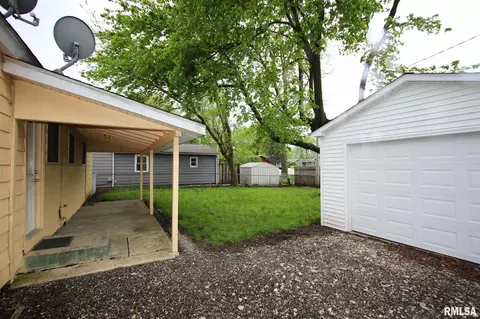 1729 Schrader Ave, Springfield, IL 62702 photo 22
