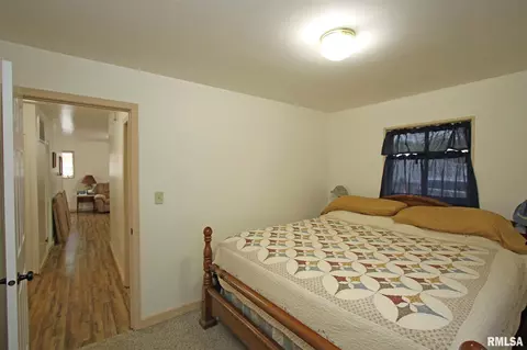 1729 Schrader Ave, Springfield, IL 62702 photo 14