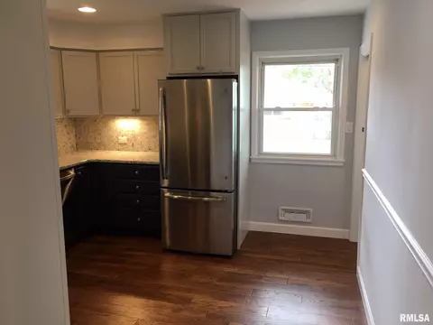 2131 N 6th St, Springfield, IL 62702 photo 18