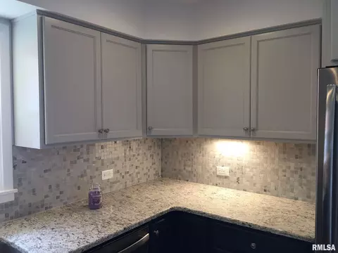 2131 N 6th St, Springfield, IL 62702 photo 27