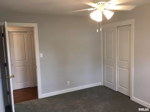 2131 N 6th St, Springfield, IL 62702 photo 32