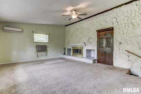 7 Archer Ave, Springfield, IL 62704 photo 2
