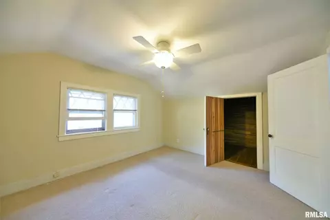 929 S Walnut St, Springfield, IL 62704 photo 22