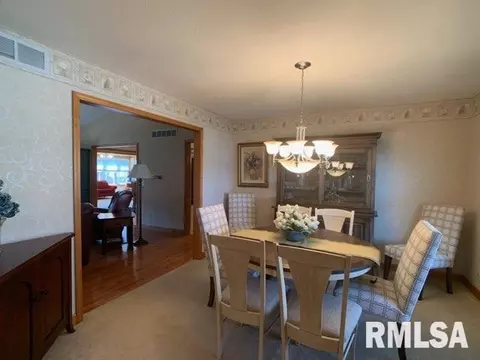 3504 Banyan Dr, Springfield, IL 62712 photo 4