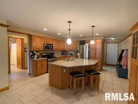 3504 Banyan Dr, Springfield, IL 62712 photo 5
