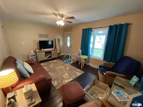 3509 Sherman St, Springfield, IL 62703 photo 4