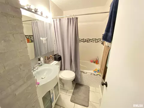 3509 Sherman St, Springfield, IL 62703 photo 9