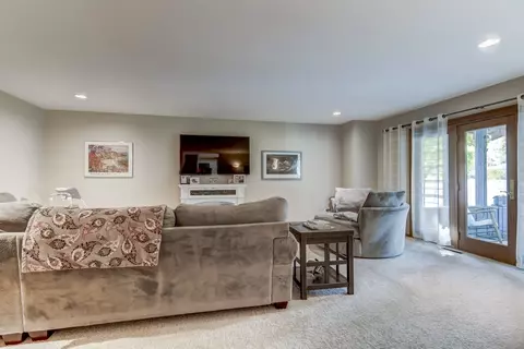 814 Kenyon Dr, Springfield, IL 62704 photo 4
