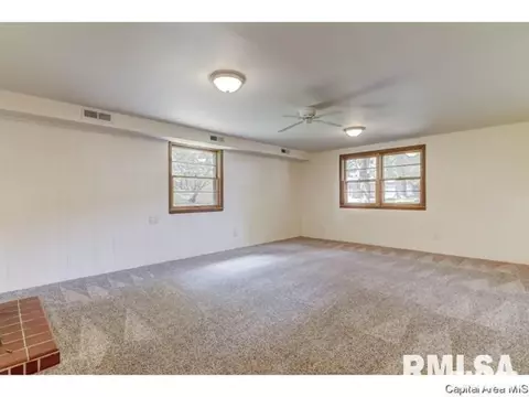2208 Fairway Dr, Springfield, IL 62704 photo 14