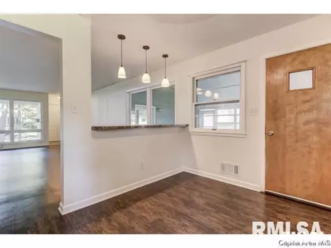 2208 Fairway Dr, Springfield, IL 62704 photo 21