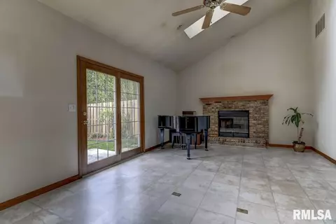 6508 Willow Springs Rd, Springfield, IL 62712 photo 26