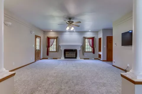 105 Walnut Glen Dr, Springfield, IL 62707 photo 6