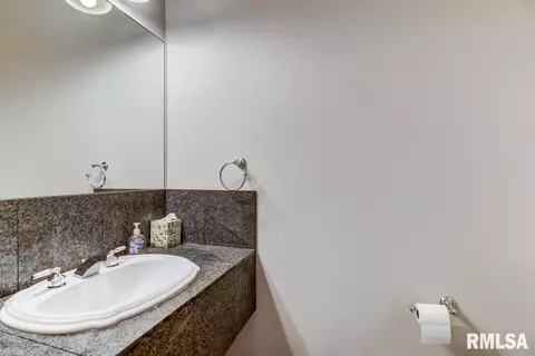 105 Walnut Glen Dr, Springfield, IL 62707 photo 22