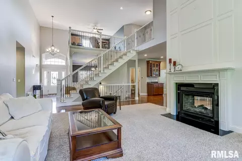 2813 Centennial Dr, Springfield, IL 62711 photo 8