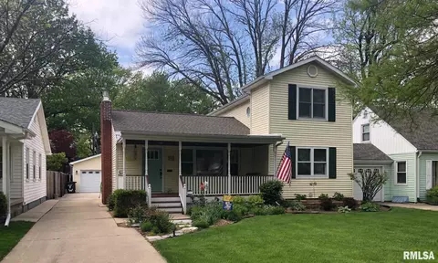 2405 Walnut St, Springfield, IL 62704 photo 1
