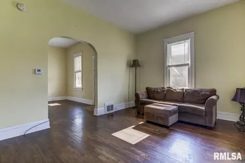 1015 N Patton Ave, Springfield, IL 62702 photo 8