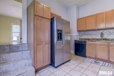 1015 N Patton Ave, Springfield, IL 62702 photo 17