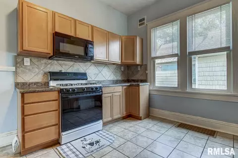 1015 N Patton Ave, Springfield, IL 62702 photo 15