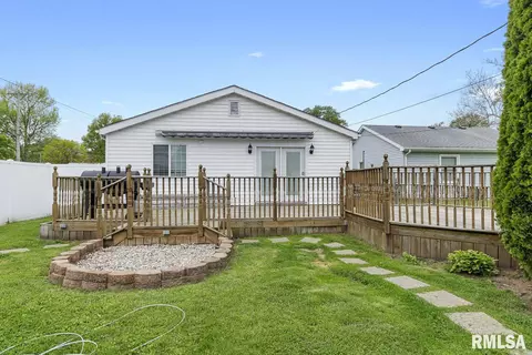 2000 N 21st, Springfield, IL 62702 photo 7