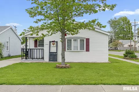 2000 N 21st, Springfield, IL 62702 photo 1