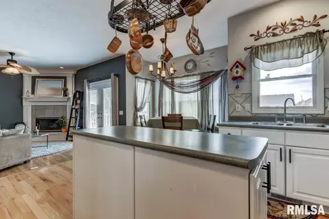 2724 Wordsworth Dr, Springfield, IL 62711 photo 23