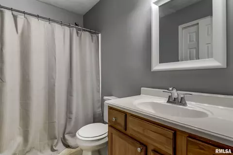 801 Helene St, Springfield, IL 62702 photo 18