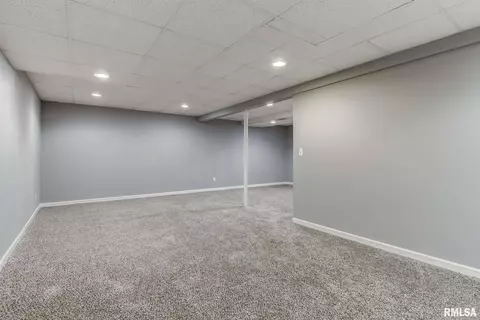 801 Helene St, Springfield, IL 62702 photo 27