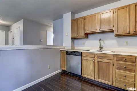 801 Helene St, Springfield, IL 62702 photo 17