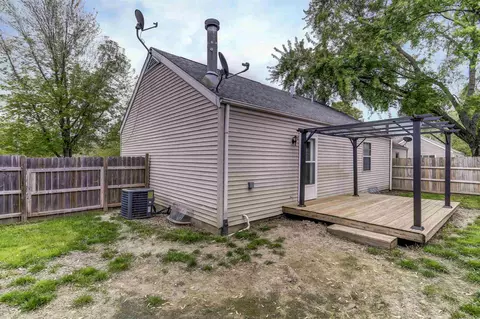 801 Helene St, Springfield, IL 62702 photo 5