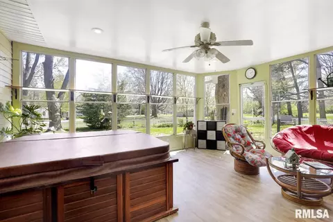 2 Circle Dr, Springfield, IL 62703 photo 17