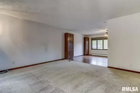 79 Drawbridge Rd, Springfield, IL 62704 photo 3