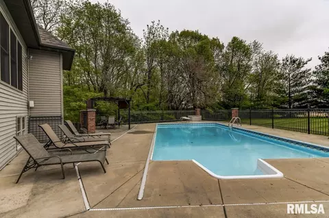 200 Bourbon St, Springfield, IL 62707 photo 39
