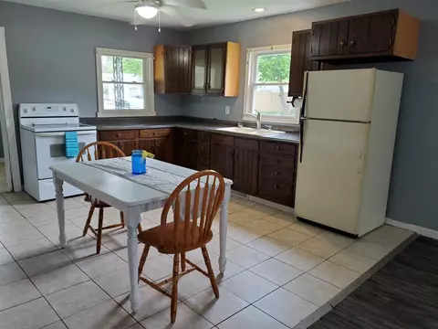 2300 E Keys Ave, Springfield, IL 62702 photo 10