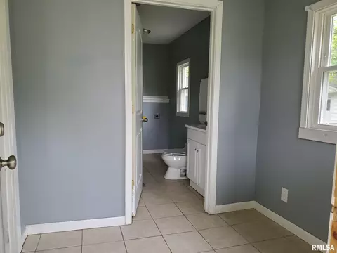 2300 E Keys Ave, Springfield, IL 62702 photo 18