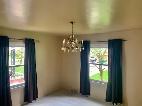 1606 W Edwards St, Springfield, IL 62704 photo 13