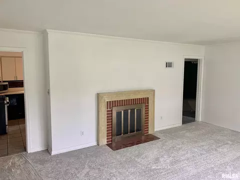 1606 W Edwards St, Springfield, IL 62704 photo 7
