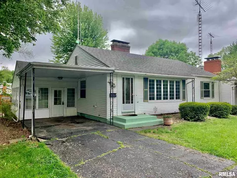 1606 W Edwards St, Springfield, IL 62704 photo 2