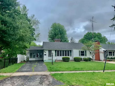 1606 W Edwards St, Springfield, IL 62704 photo 1
