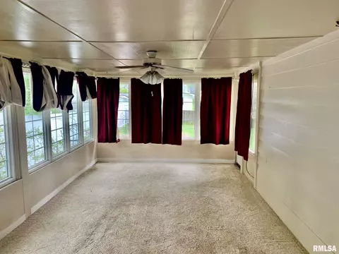1606 W Edwards St, Springfield, IL 62704 photo 15