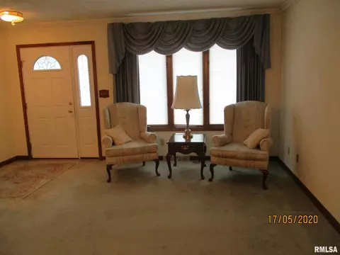 5208 Deerwood Lake Dr, Springfield, IL 62703 photo 5