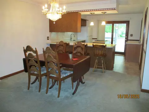 5208 Deerwood Lake Dr, Springfield, IL 62703 photo 15