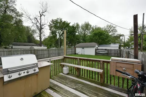 2201 Yale Blvd, Springfield, IL 62703 photo 14