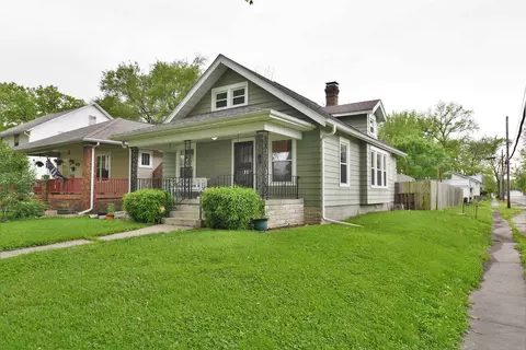 2201 Yale Blvd, Springfield, IL 62703 photo 2