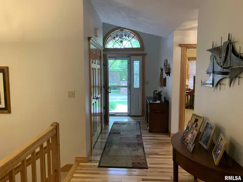 113 Timberridge Dr, Springfield, IL 62702 photo 3