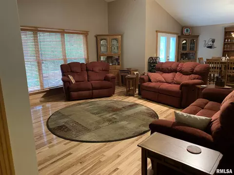 113 Timberridge Dr, Springfield, IL 62702 photo 5