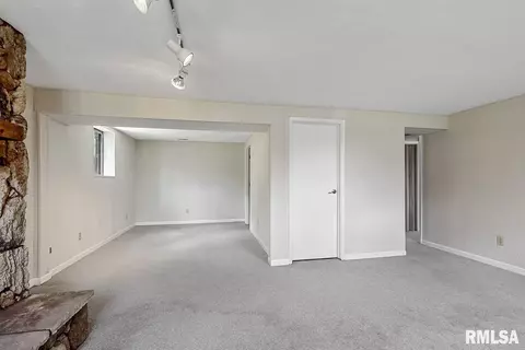 37 Groton Dr, Springfield, IL 62702 photo 22